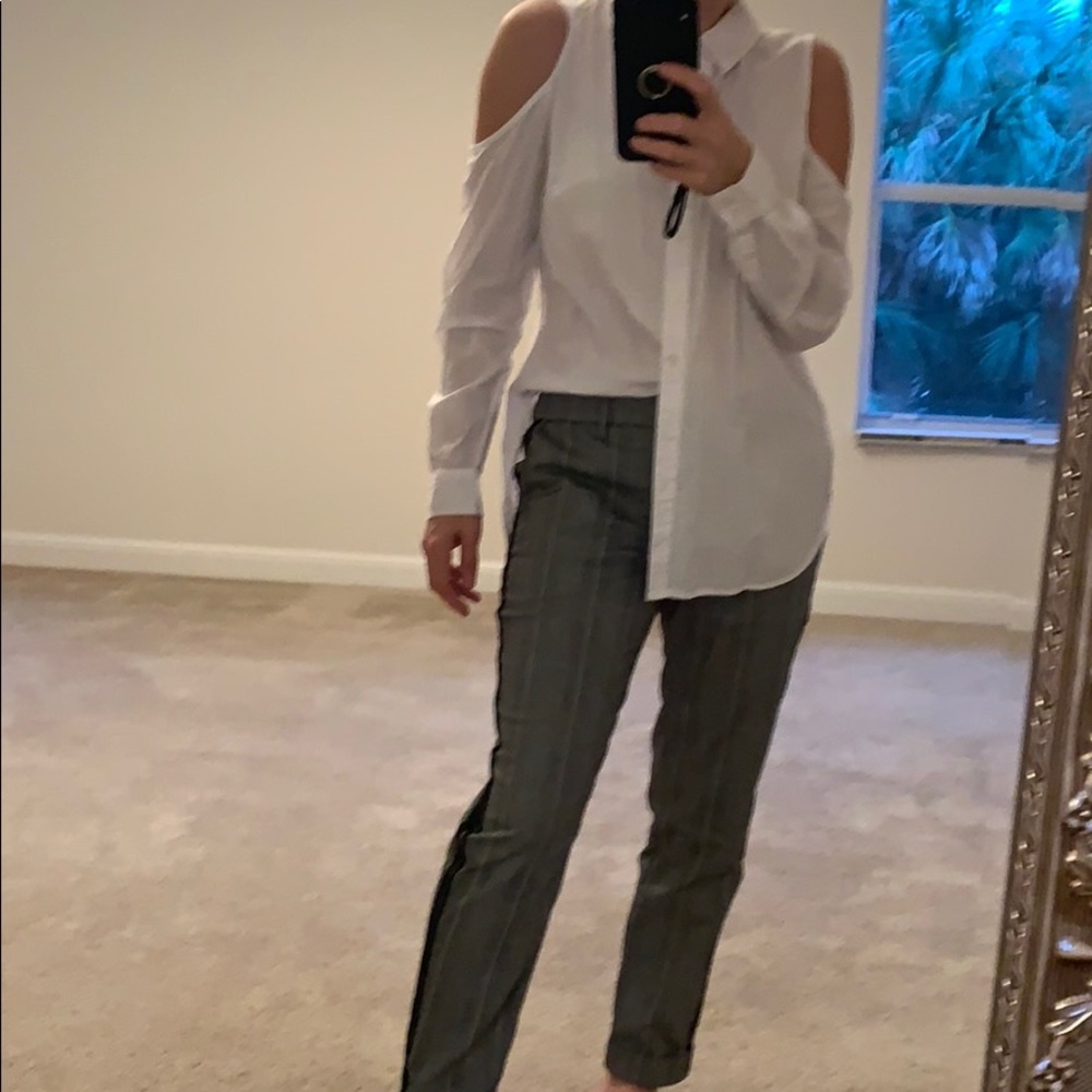 NWOT pants no zipper 2 pockets size S